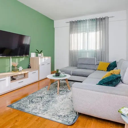 Apartment R&d *